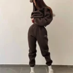 ⁦سوت رياضيه من قطعتين⁩ - الصورة ⁦6⁩