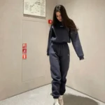 ⁦سوت رياضيه من قطعتين⁩ - الصورة ⁦3⁩